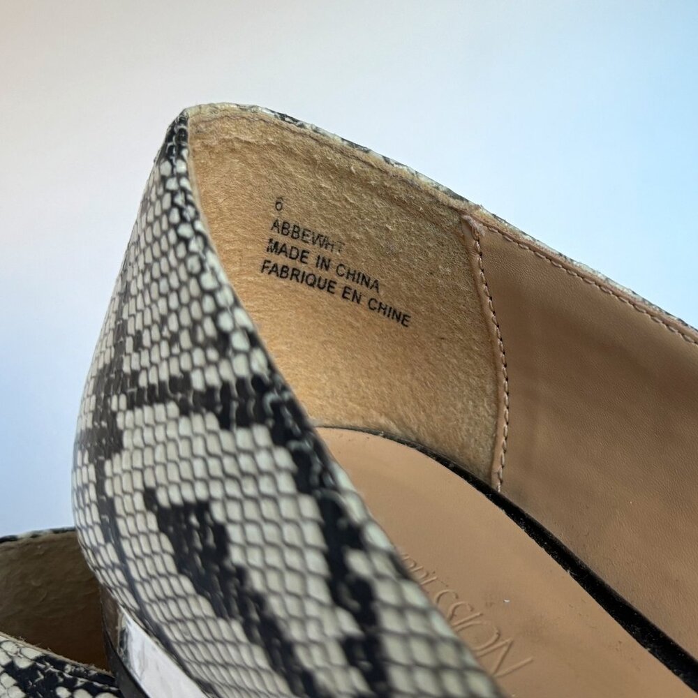Expression Snakeskin Pointed Toe Flats, Black & Off White with Low Heel, sz 6 - Picture 5 of 7